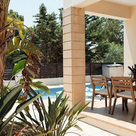 2br With Private Pool Near Fig Tree Bay By Cyprus Horizons וילה *